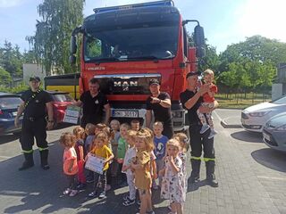 ac4ee2e0 4110 405c ba81 b7aaf59cfb23