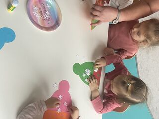 12995E60 6B6E 416C 8D04 34AAD25760C4