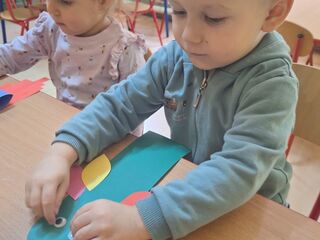 0e0c2a59 6c07 455d a403 f0de6d7ec8db