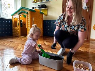 C33B987E F37F 454A 9D93 BA871826934D