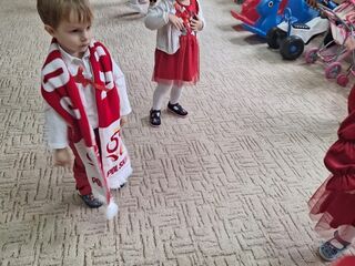 f2197ac4 e451 4baf 92ad 7228e4a4aba4