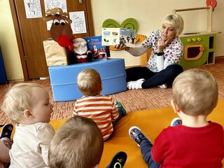 received 1545899262843425