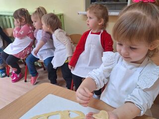 received 2464309940408574