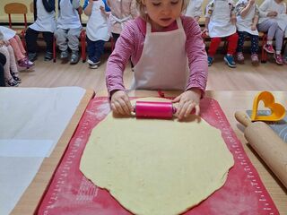 received 305923802469451