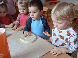 received 3293609237605624