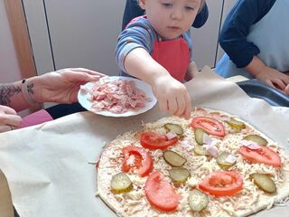 received 369056732376881