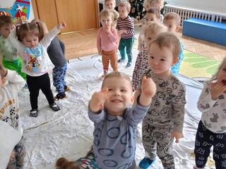 B1ABF86D 5F26 47A1 8B14 35DF178FA2B1