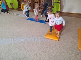 received 963618088706367