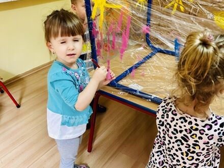 DAACAED4 72A8 49B2 87EB CBBAF6FC770C