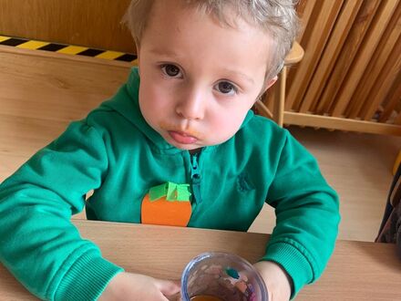 received 1321799621702179